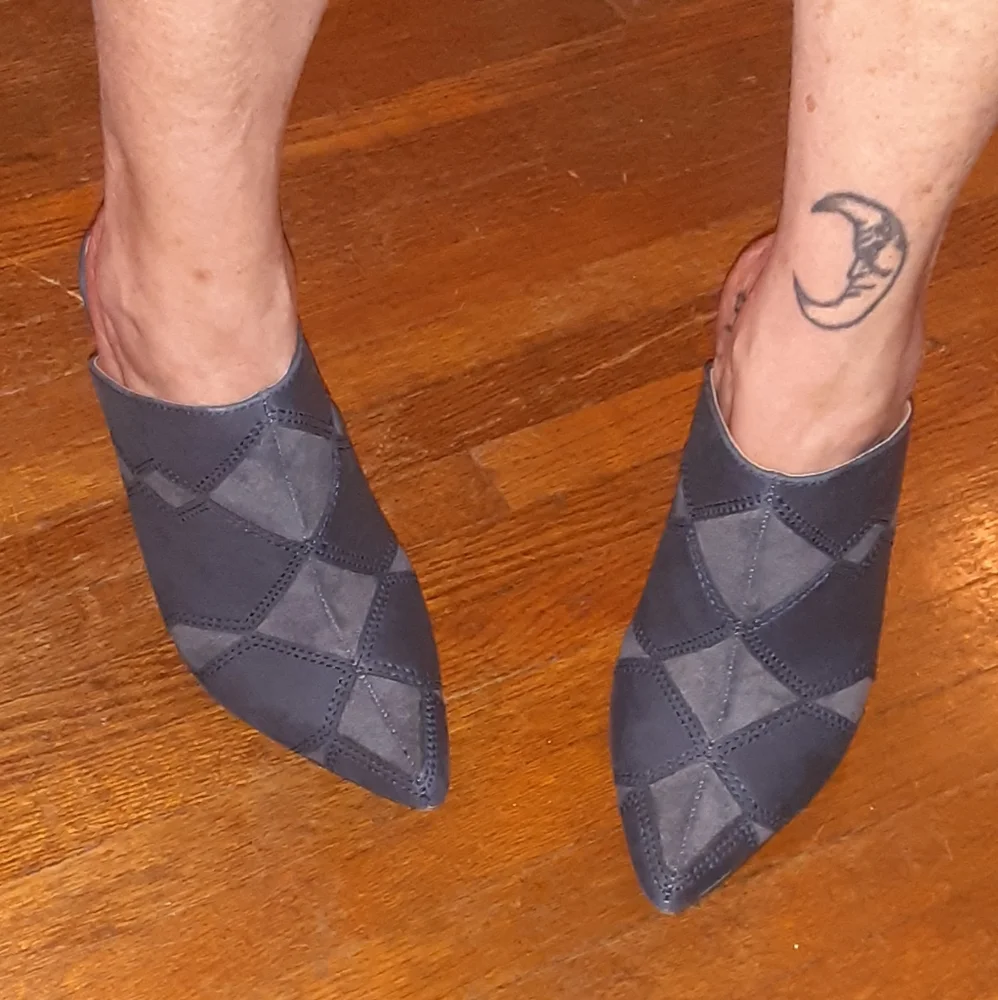 Blue heels by Michael Antonio - Picture 1 of 6
